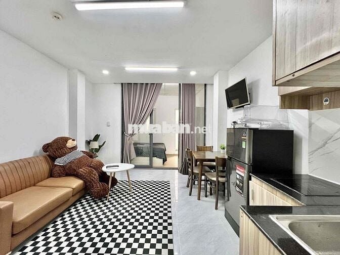 Căn hộ 1 phòng ngủ siêu rộng ngay gần chợ Bà chiểu