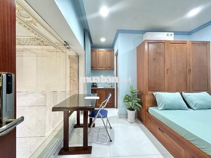 PHÒNG FULL NỘI THẤT VIEW KÍNH NGAY ĐỐI DIỆN NHÀ THI ĐẤU PHÚ THỌ