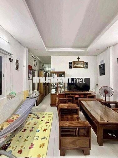CHO THUÊ NHÀ PHƯỜNG TÂN QUÝ : 4 x 16 M  : NHÀ 1 TRỆT ,  1Lầu : 3 PN