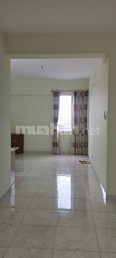 Cho hộ gia đình thuê căn hộ chung cư 52 Lĩnh Nam, Mai Động, Hà Nội