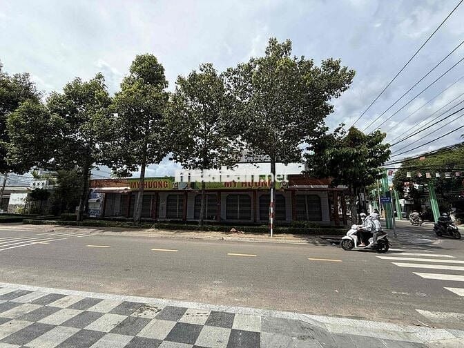 bán lô góc 2 mặt tiền TT Phan Thiết  đường Tuyên Quang + Mậu Thân