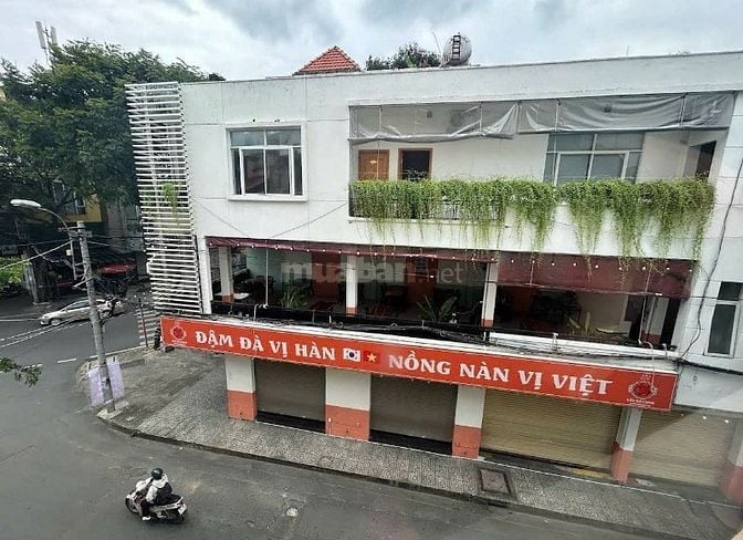 Cần sang nhượng mặt bằng góc 2 mặt tiền Trương Công Định