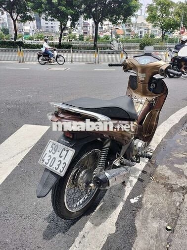Bán xe future 125 màu vàng đen chính chủ