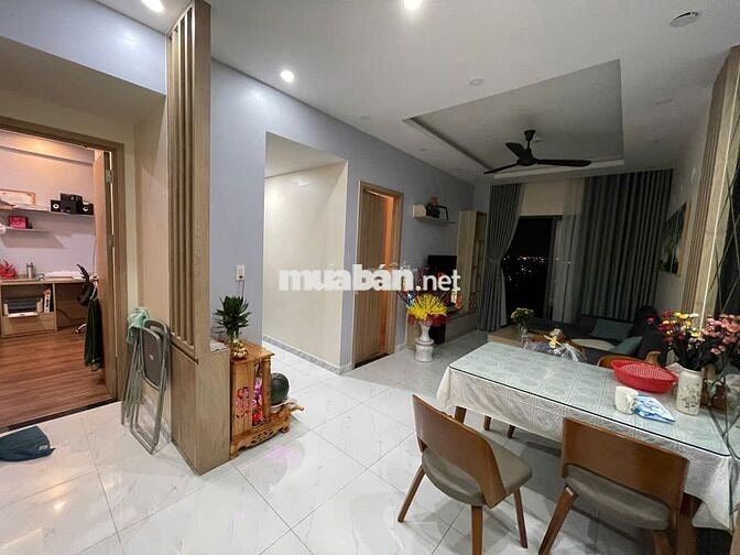 Cho thuê căn 2pn cc Saigon Avenue view Lanmark có nội thất dính tường