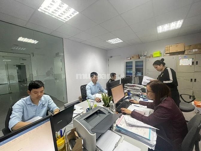 Nhân viên văn phòng , hành chính nhân sự 