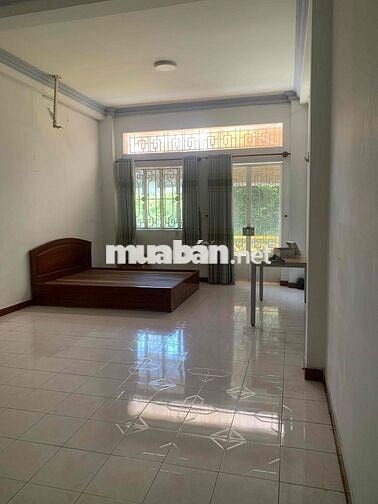 Chính chủ cần bán gấp nhà DT 80m, DTSD 208m, 2PN, 3WC, TL chính chủ.