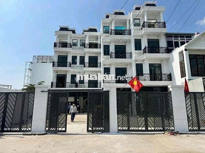 PHÒNG MỚI XÂY DULEX-BAN CÔNG-NỘI THẤT NHƯ HÌNH-TẠI TÔ NGỌC VÂN