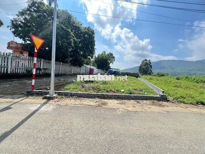 BÁN GẤP 127.5M LÔ GÓC ĐƯỜNG NHỰA XE CONT PHÚ MÃN QUỐC OAI SẴN SỔ CNC