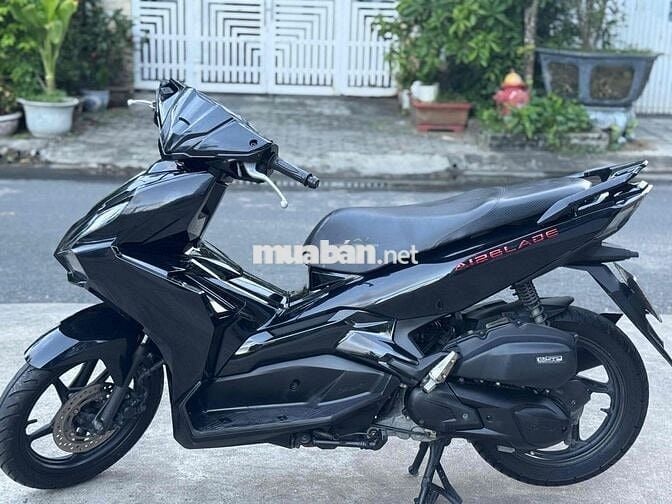 AB đen bóng đk 2022 máy zin chất chính chủ zin em