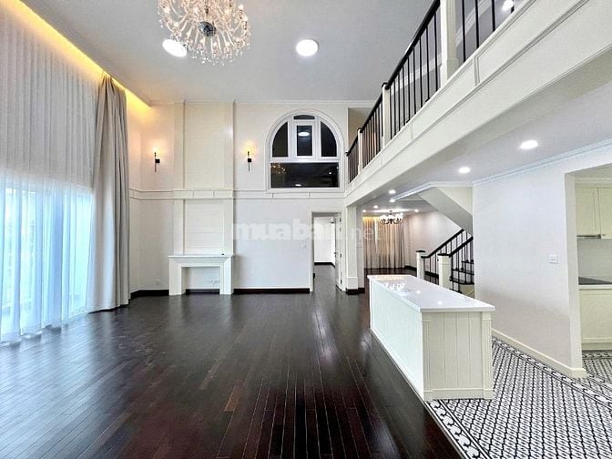 Bán Duplex Vista Verde 350m2 - 6PN 6WC, 3 mặt thoáng, giá tốt nhất khu