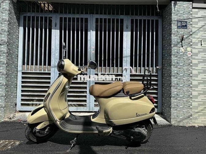 VESPA LX