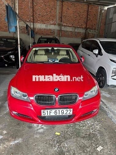 BMW 3 Series 2011 320i cần bán !