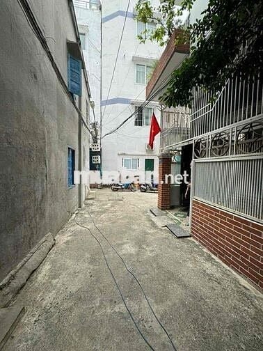 Bán Nhà Góc 2 Mặt Tiền Hẻm Hoàng Hoa Thám Nha Trang