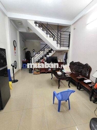 NHÀ MT ĐẸP SÁT PHẠM VĂN ĐỒNG + FULL NT + SÂN ĐẬU OTO LINH TÂY