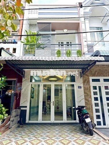 NHÀ LẦU ĐẸP ĐẦY ĐỦ NỘI THẤT - KHU KẾ ĐẠI HỌC Y DƯỢC CẦN THƠ