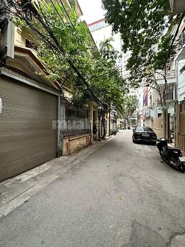 Cho thuê nhà phố Lê Văn Thiêm, Ngụy Như Kon Tum DT: 63m2, xây 4 tầng
