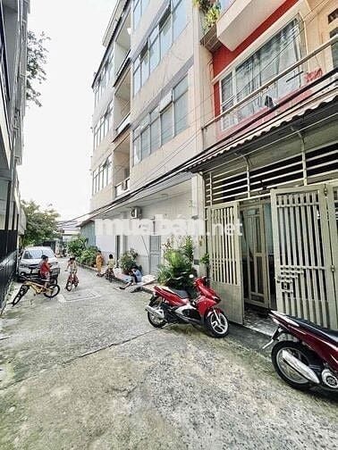 Bán nhà mặt tiền kinh doanh lô góc 4.5x19.5m 5 phút là qua tân phú