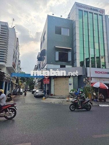 Góc 2 Mặt tiền duy 1 tai Sư Van Hạnh Q10 4x17 - 3 Tầng -100 triệu