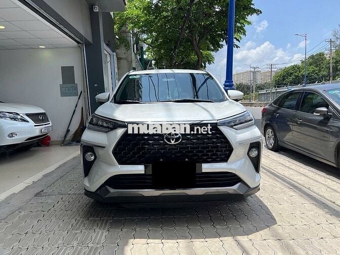 Toyota Veloz Cross Top 2023 - 12031Km