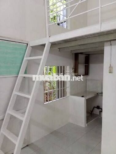 Phòng ngay emart Pan Huy Ích có gác,bếp,wc riêng,0 chung chủ
