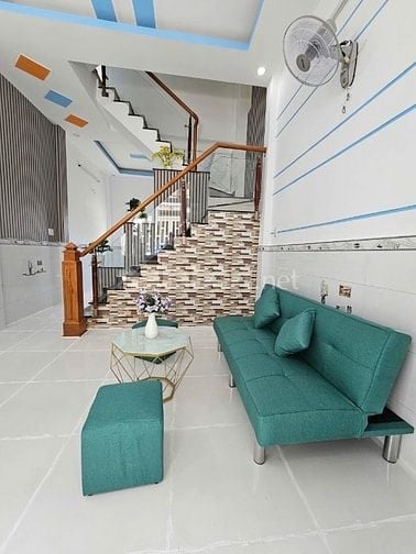 Cần bán nhà gấp ngang 3.5mx010m 1 trệt 1 lầu (chính chủ đang ở)