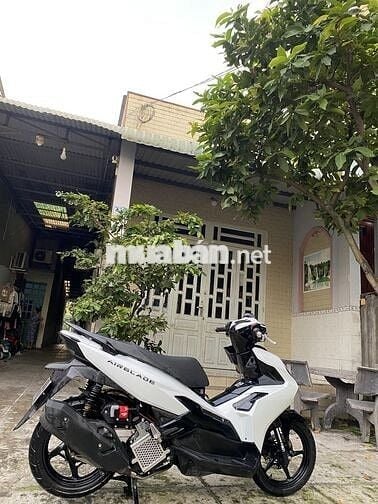 Đổi xe nên bán. Xe chính chủ mình đứng tên