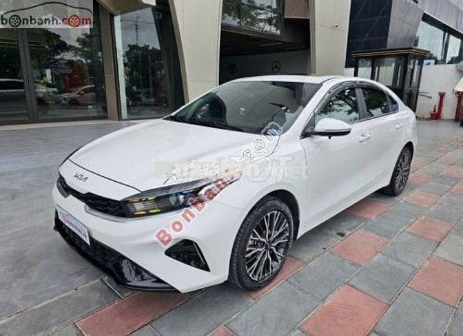 Kia K3 Luxury 1.6 AT 2023