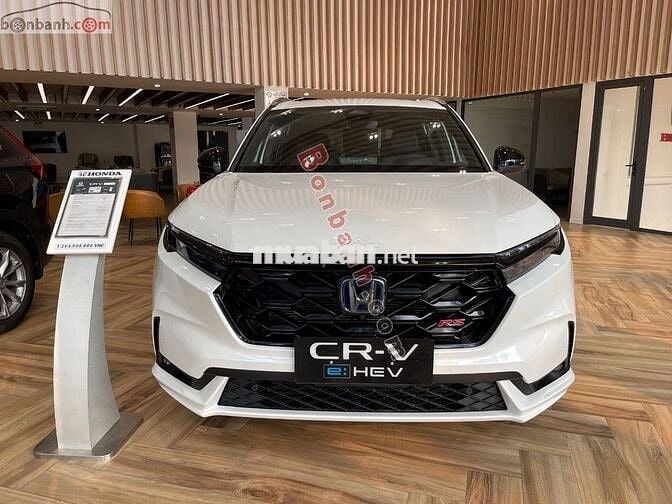 Honda CRV e:HEV RS 2025 - 1 Tỷ 205 Triệu