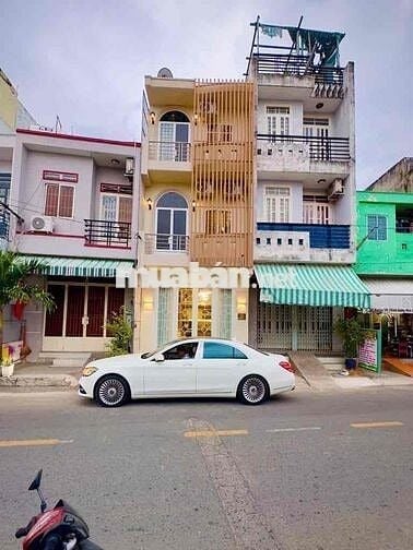 Mặt Tiền Kinh Doanh Xịn như khách sạn 5 sao