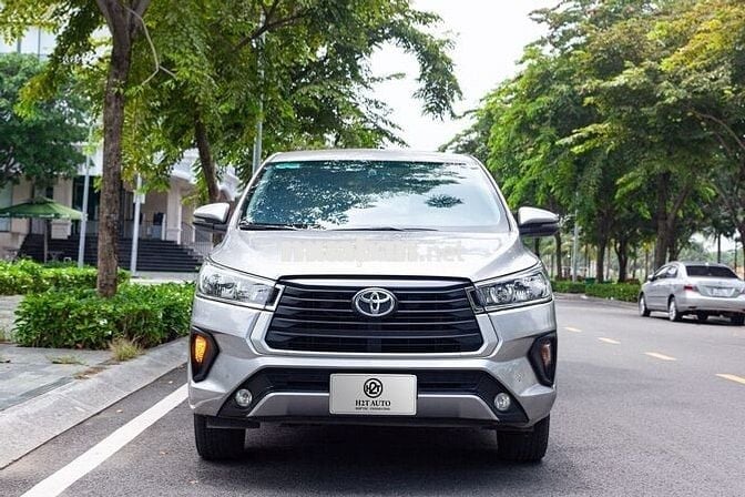 Toyota Innova E 2.0 MT 2024 - 55000 km