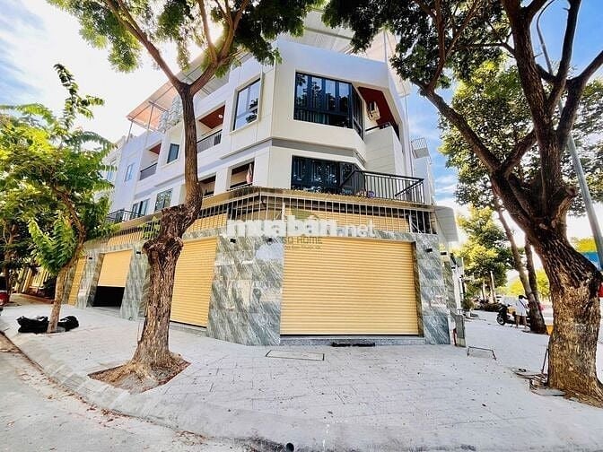 CHO THUÊ MẶT BẰNG GÓC 2 MẶT TIỀN 150M2 GIÁ 20 TRIỆU KHU PHƯỚC LONG
