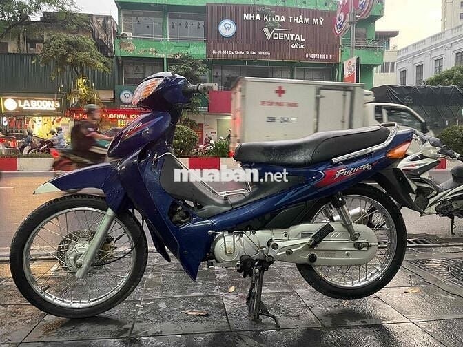 Cần tiền bán lại xe futune mầu xanh máy ngon chất