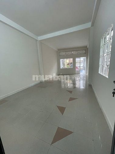 Cho thuê nhà Mặt Tiền 449B Hai Bà Trưng Quận 3