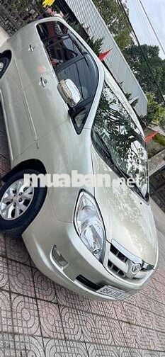 Toyota Innova 2006 G - 180000 km