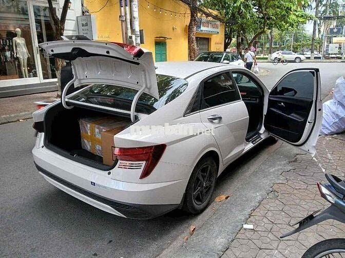Hyundai Accent 2024 1.5 AT Tiêu chuẩn - 31000 km