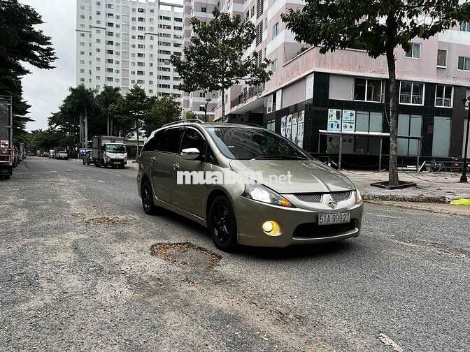 Mitsubishi Grandis 2006 2.4 AT - 150000 km