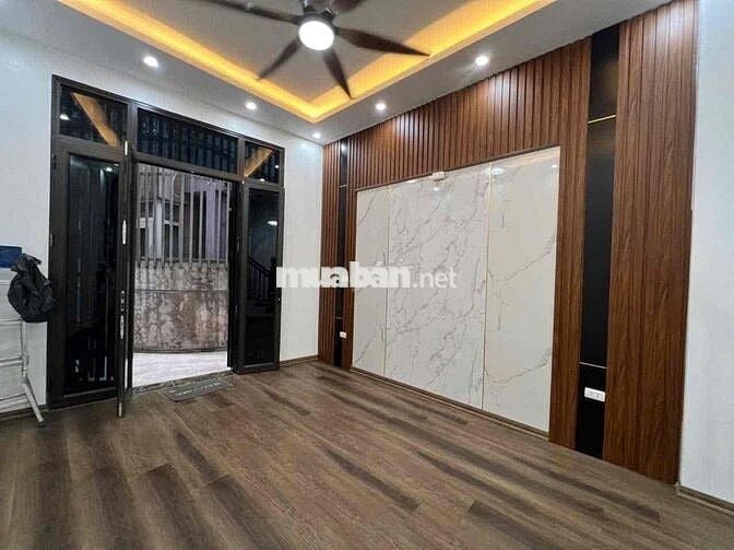 Hiếm! Vũ Tông Phan, 40m ra ô tô, ngõ ba gác, nhà đẹp. 42mx5T.Chi 7,9ty