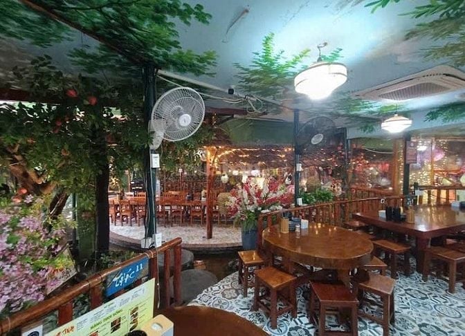 Nhà Hàng Ẩm Thực Góc Phố tuyển nhân viên 