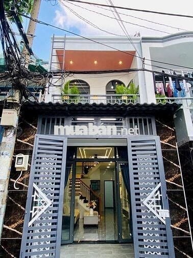 nhà như hình ra gấp chính chủ bình chánh sang tên ngay