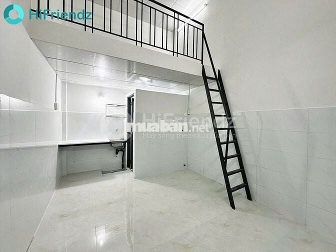 Phòng giá rẻ trên đường Lý Phục Mang, gần KTX Tân Thuận, Quận 4,quận 1