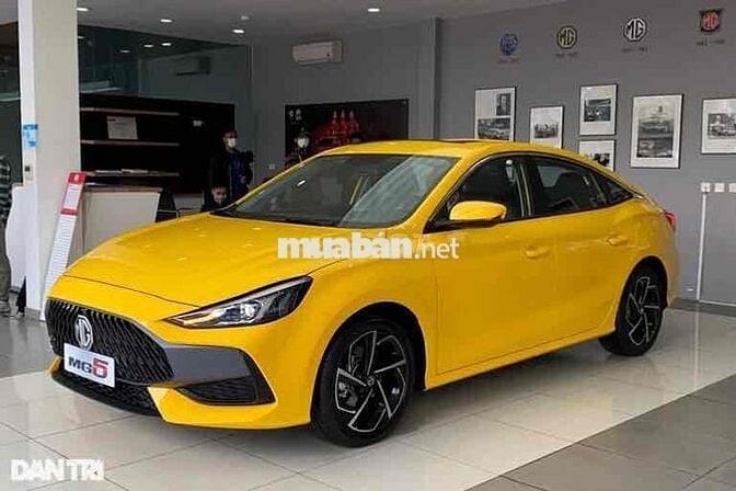 MG MG5 Luxury 2025