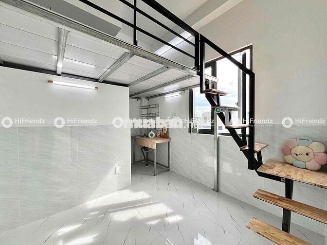 Duplex Cửa Sổ Trời - Toà Thang Máy - Chưa Qua Sử Dụng - Ngã Tư 4 Xã