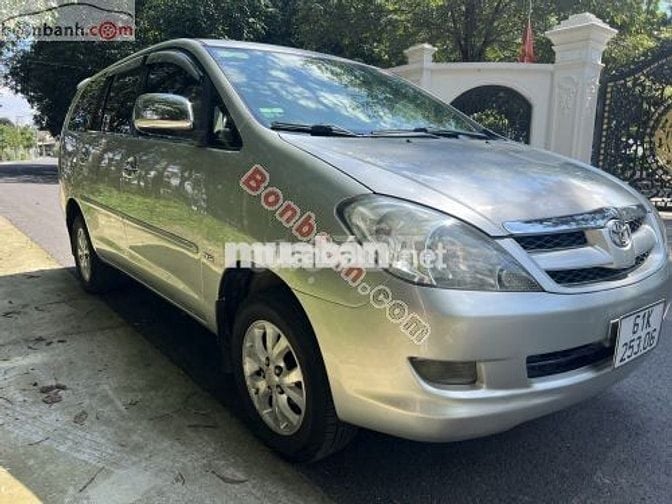 Toyota Innova G 2006