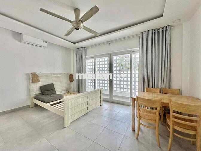 STUDIO có bancol gần HUB, UTE, XLHN, Metro Thủ Đức