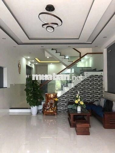 Cho thuê nhà mặt tiền Đông Hải gần bãi tắm Non Nước, khu FPT
