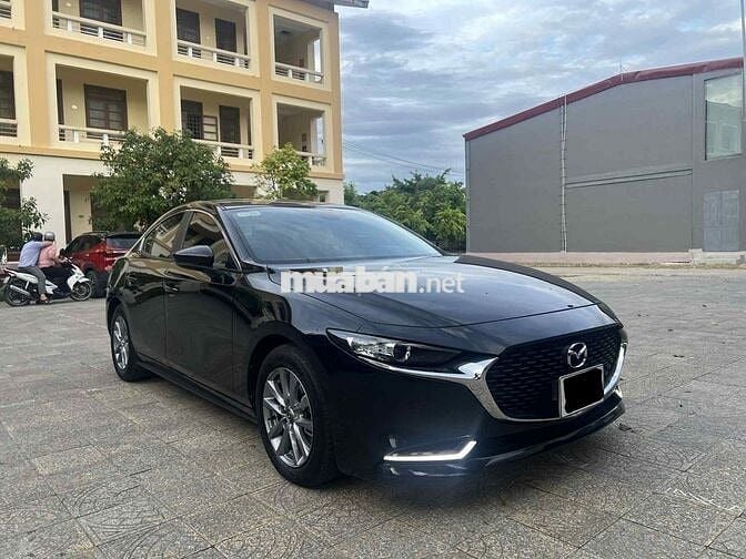 Mazda 3 2022 1.5L Luxury - 68000 km