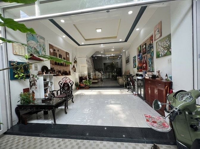 Nhà MT Công Viên khu K300- 5x16m 1 trệt 3 lầu chỉ 22 Tỷ