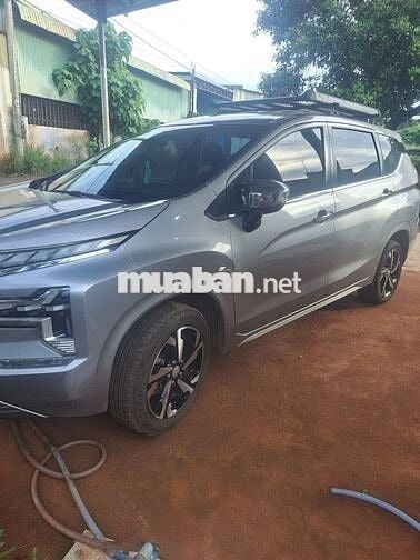 Mitsubishi Xpander 2023 AT Premium - 600000 km