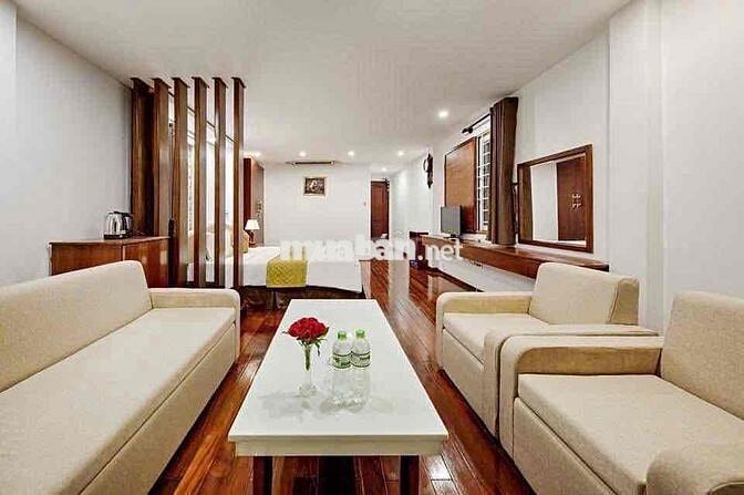 Cho thuê toà khách sạn 6 tầng Bạch Đằng gần chợ Hàn