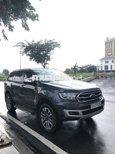 Ford Everest 2020 Titanium  AT 4x2 - 300tr nhận xe